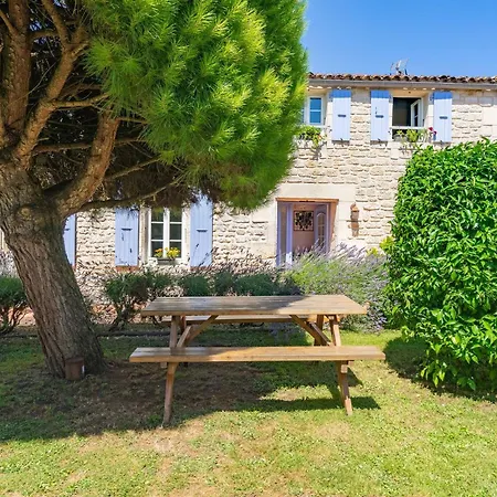 La Desirade Holiday home Saint-Agnant
